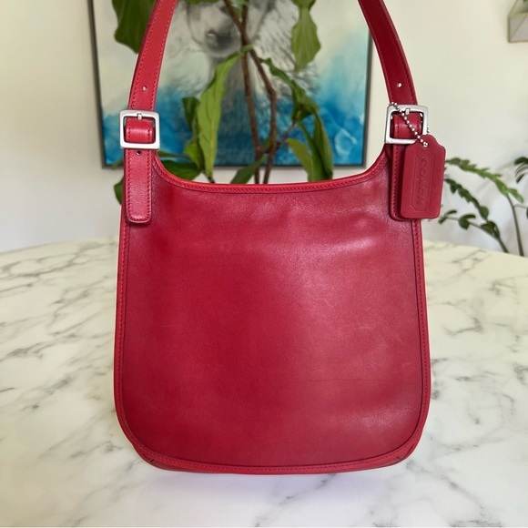 COACH Vintage Small Hippie Flap Leather Crossbody Bag 9153 Red Silver Nickel 90s - Picture 1 of 16